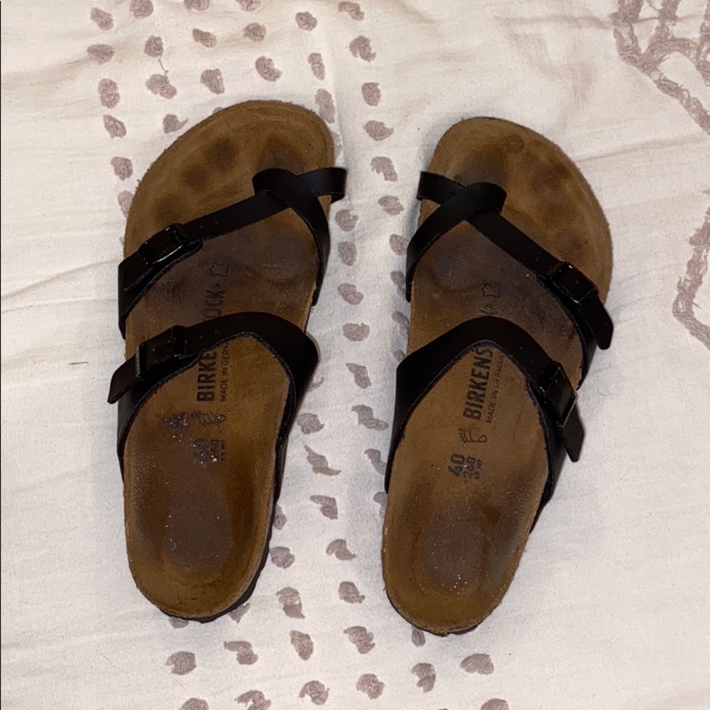 black mayari birkenstock’s 40, 260, L9, M7